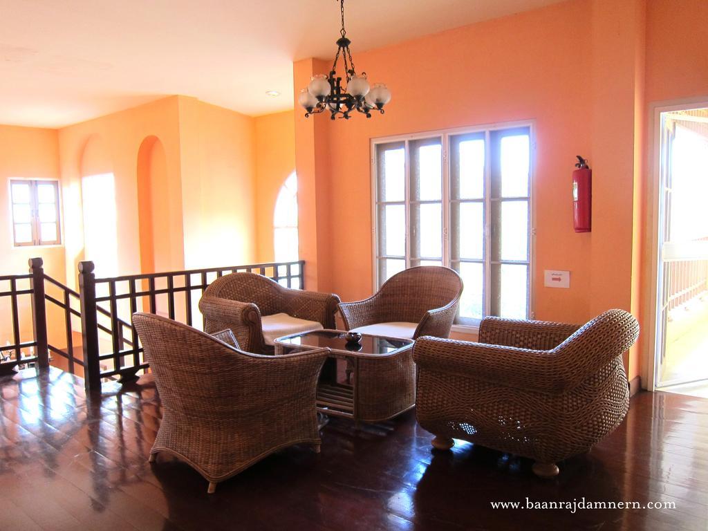 Baan Rajdamnern Hua Hin Hotel Luaran gambar