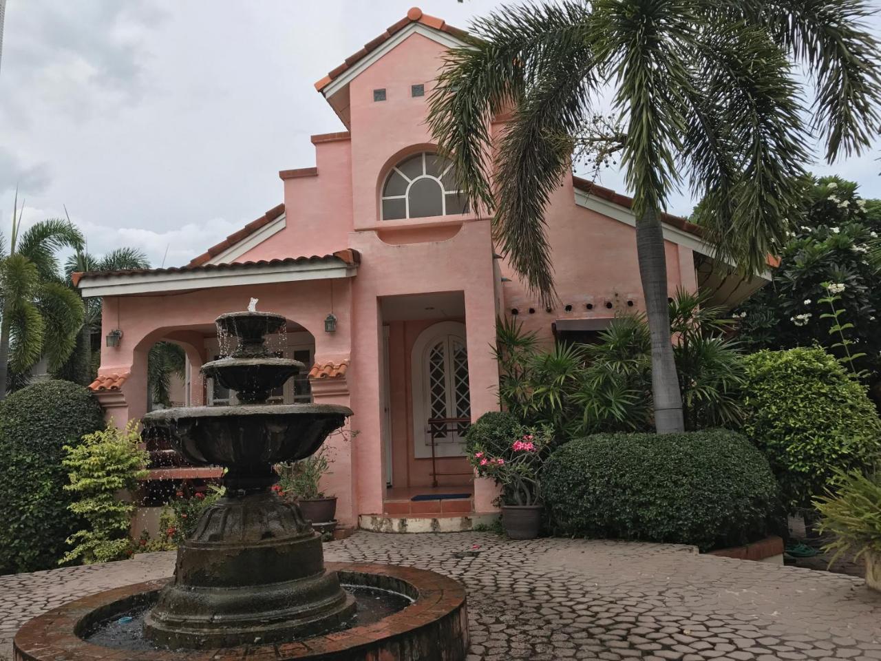 Baan Rajdamnern Hua Hin Hotel Luaran gambar